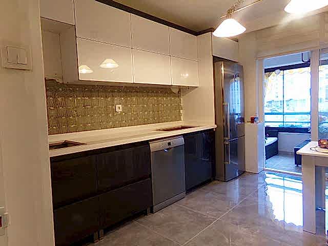 Calisco Aymina Beyaz Renkli Mutfak Tezgahı Yapımı