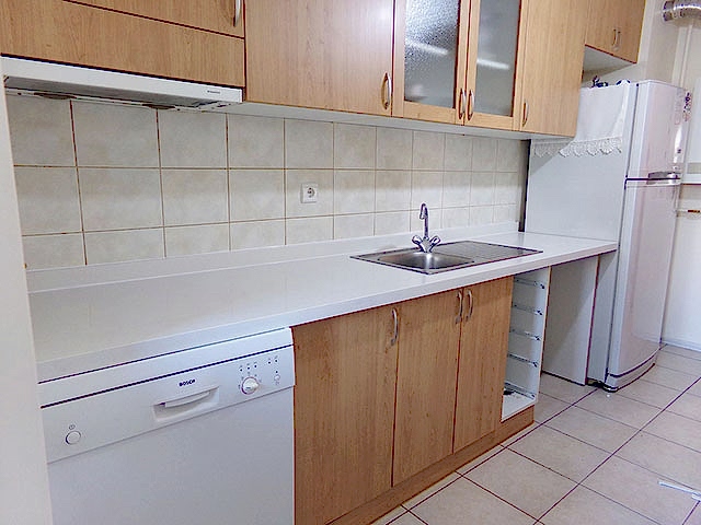 Calisco Daisy Tek Bölmeli Mutfak Tezgahı Uygulaması